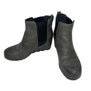 Sorel Joan of Arctic Wedge II Buckle Boots Grey Women Size 8.5 Pre-Owned